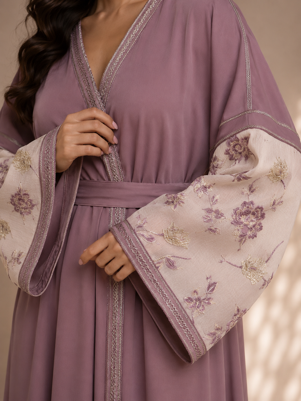 Hasna-Kimono Mauve Élégance Florale